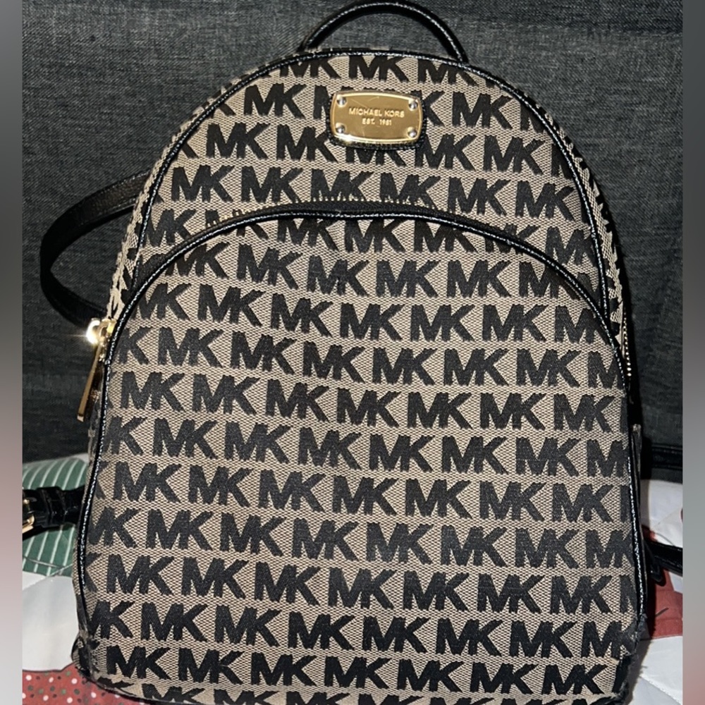 Michael Kors mini bag